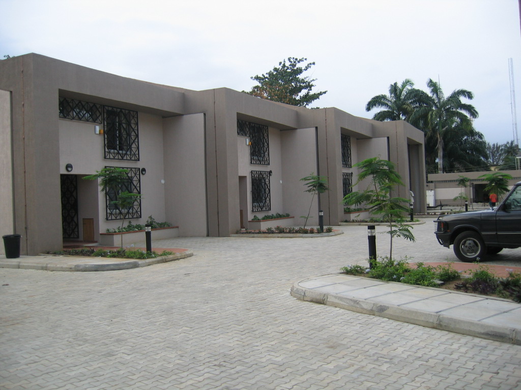 British Deputy High Commission
Staff Housing, Maroko Close
Ikoyi, Lagos